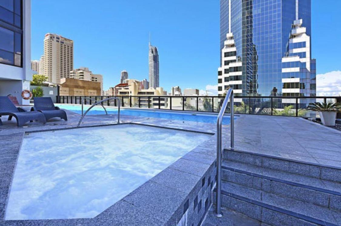 Circle On Cavill Sub Penthouse W/ 4 Bedrooms Gold Coast Esterno foto